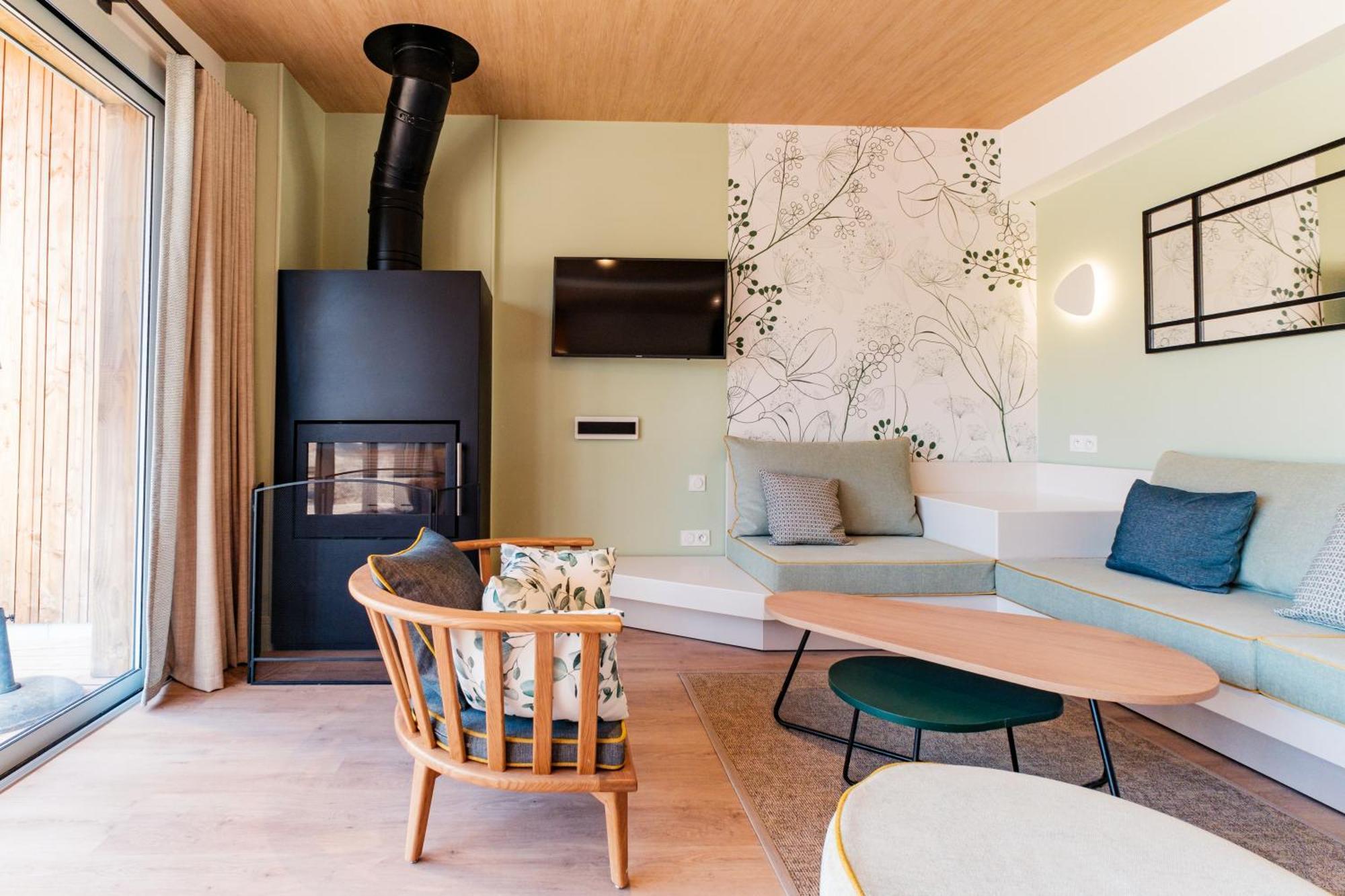 Resort Center Parcs Villages Nature Paris 4*