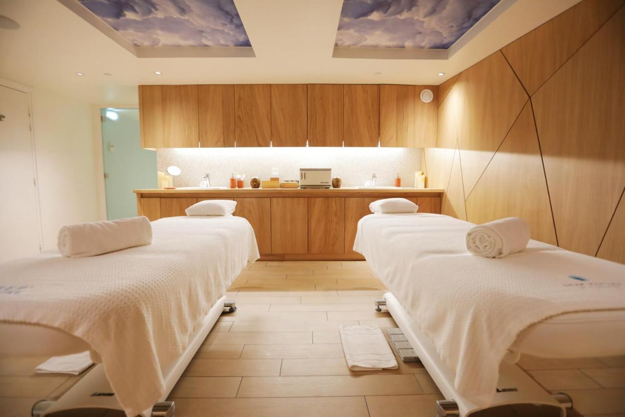 Resort Center Parcs Villages Nature Paris 4*