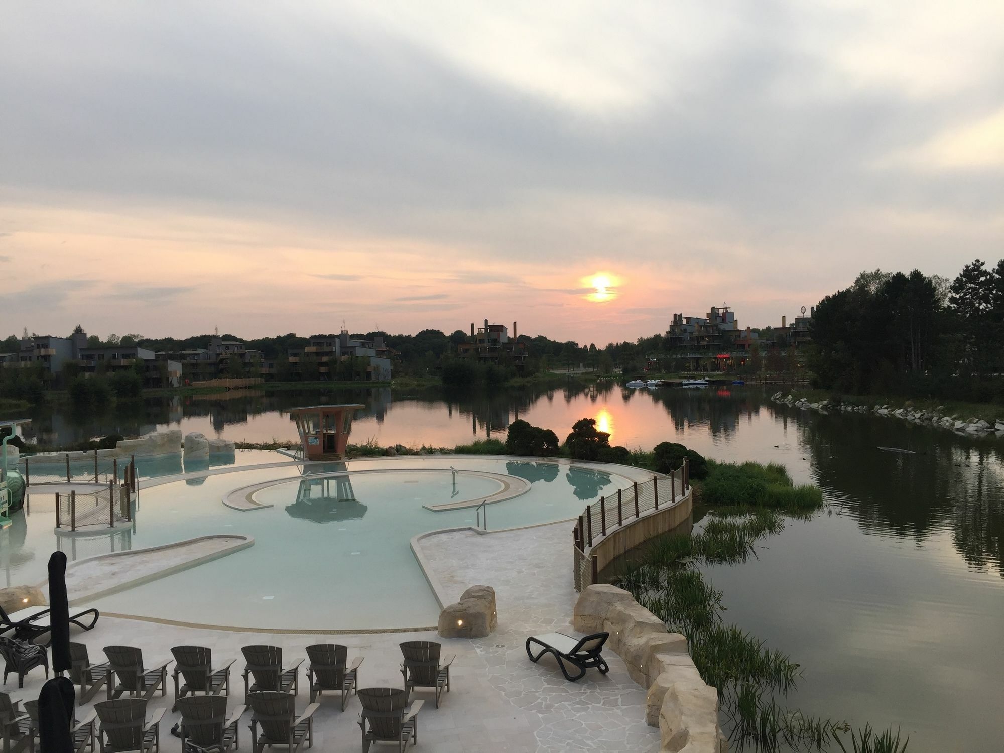 Station touristique Center Parcs Villages Nature Paris 4*